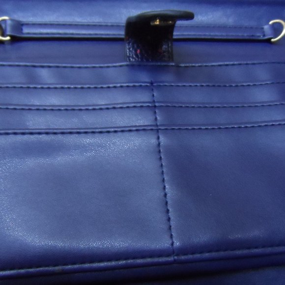 NWOT G.H. Bass & Co. Nautical Wristlet - Picture 2 of 7